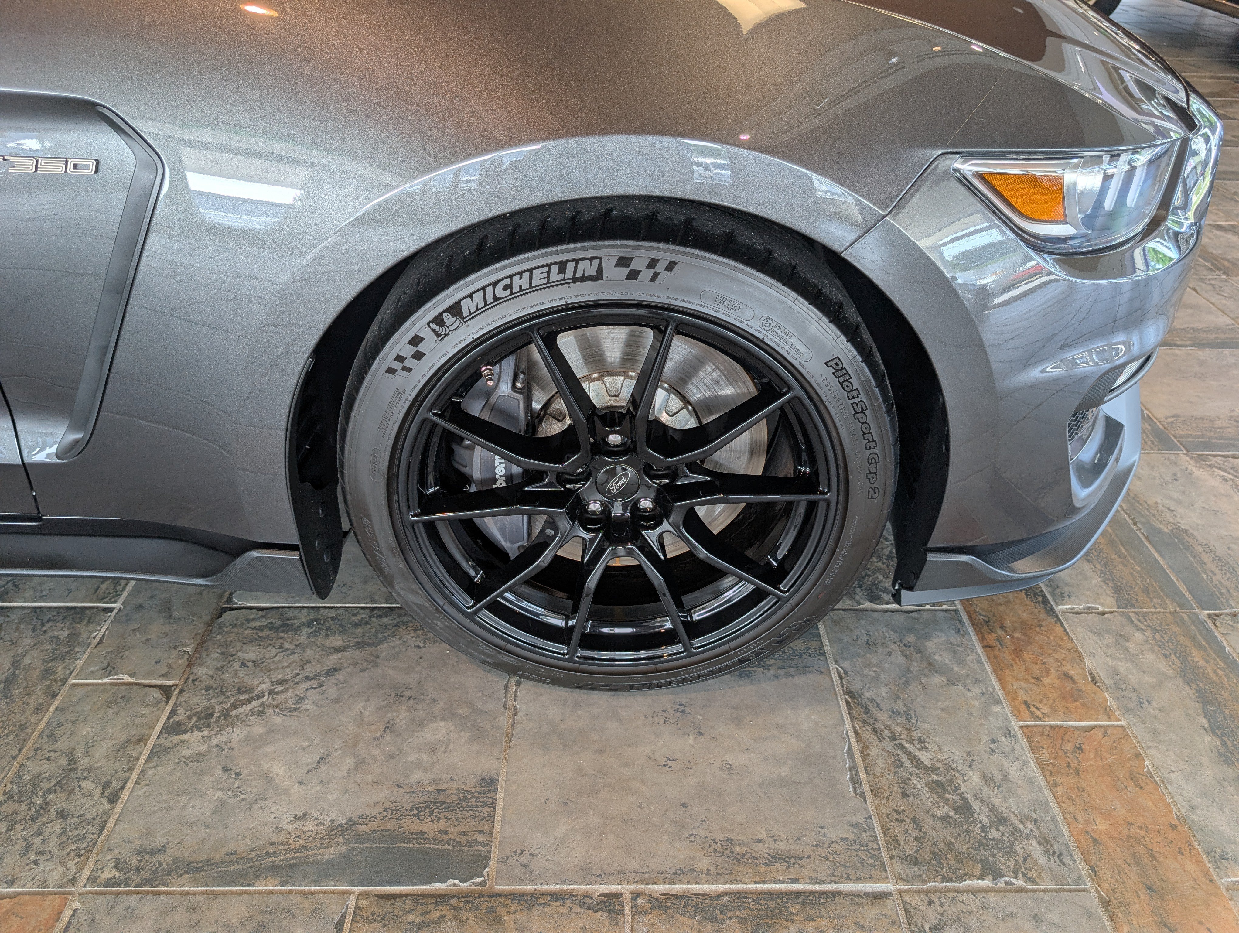 Certified 2020 Ford Mustang Shelby GT350 w/ Technology Package RWD image 10