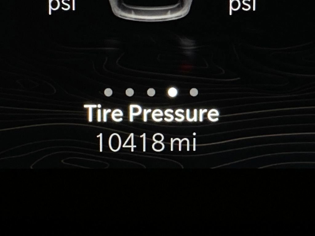 Used 2025 Jeep Grand Cherokee L Limited w/ Black Appearance Package image 23