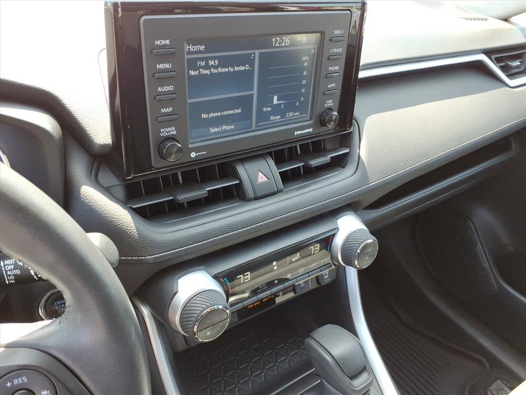 Used 2021 Toyota RAV4 XLE w/ Convenience Package image 14