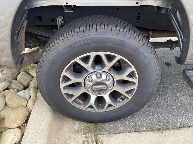 Certified 2021 Ford F250 Lariat w/ Lariat Value Package AWD/4WD image 10