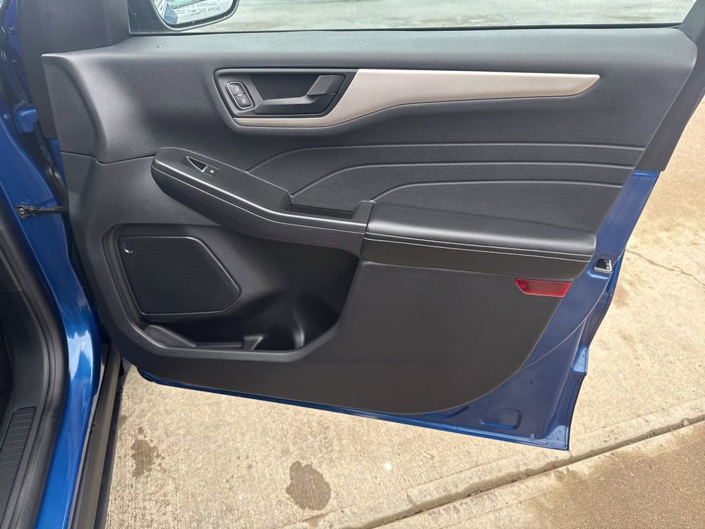 Certified 2022 Ford Escape SE w/ Convenience Package image 43