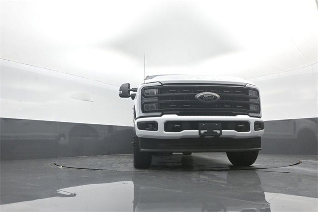 Certified 2024 Ford F350 XLT w/ Black Appearance Package image 31