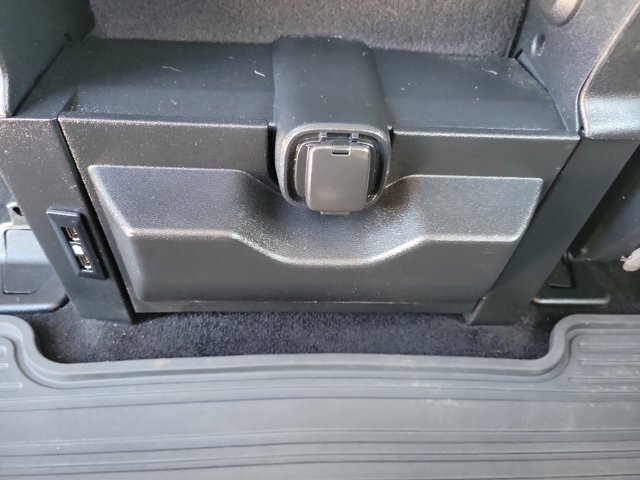 Certified 2018 Ford F150 XLT w/ Equipment Group 302A Luxury image 18