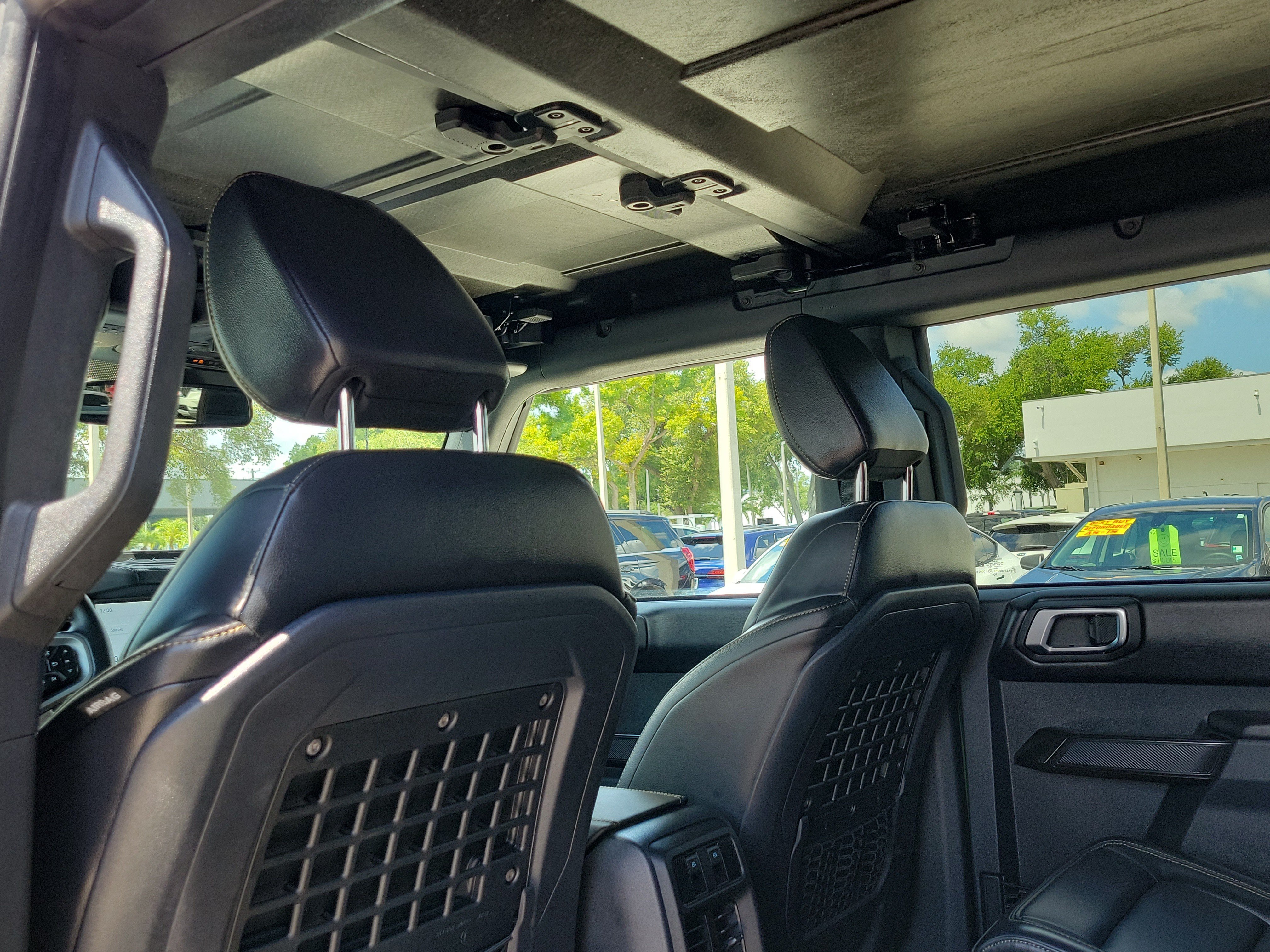 Certified 2025 Ford Bronco Badlands AWD/4WD image 12