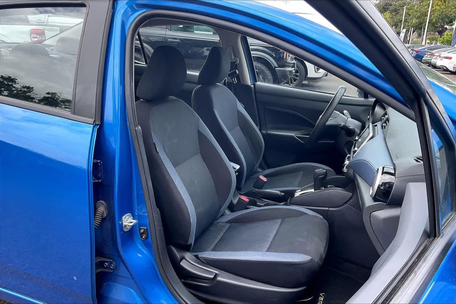 Used 2023 Nissan Versa SV FWD image 13