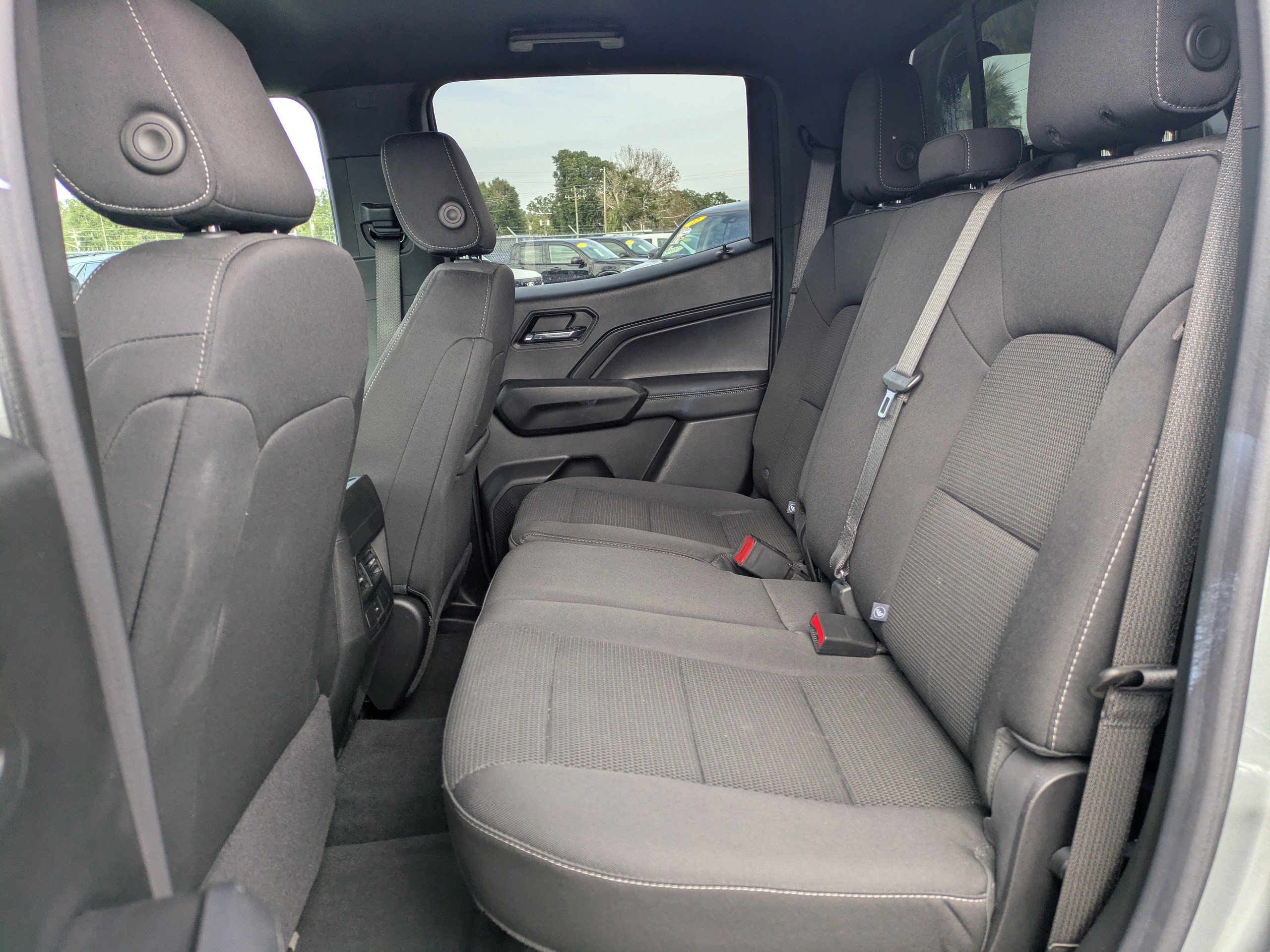 Used 2024 Chevrolet Colorado LT w/ LT Convenience Package II image 12