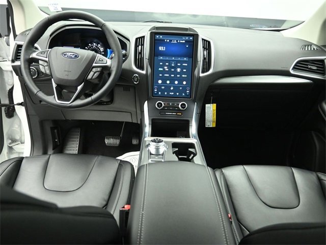 Certified 2022 Ford Edge Titanium image 37
