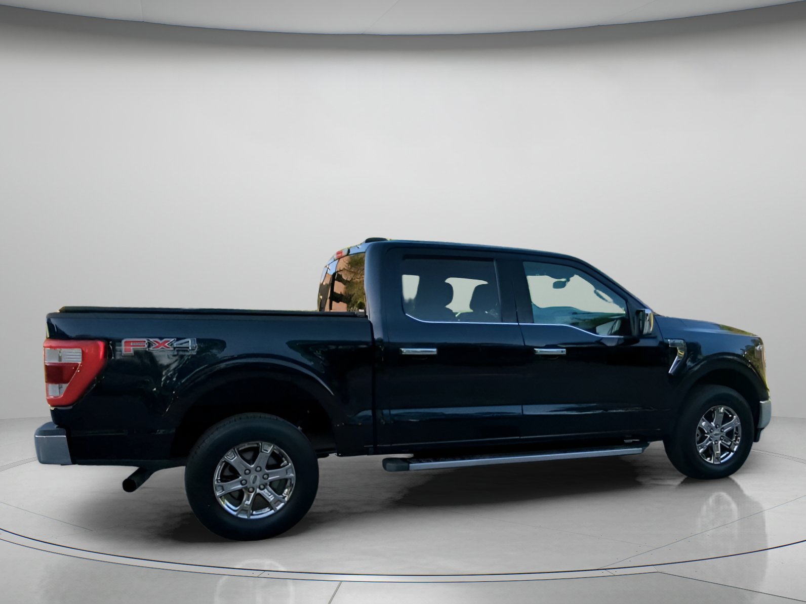 Certified 2021 Ford F150 Lariat w/ Equipment Group 502A High AWD/4WD image 30