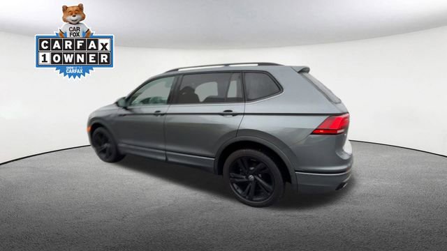 Used 2023 Volkswagen Tiguan SE R-Line image 6