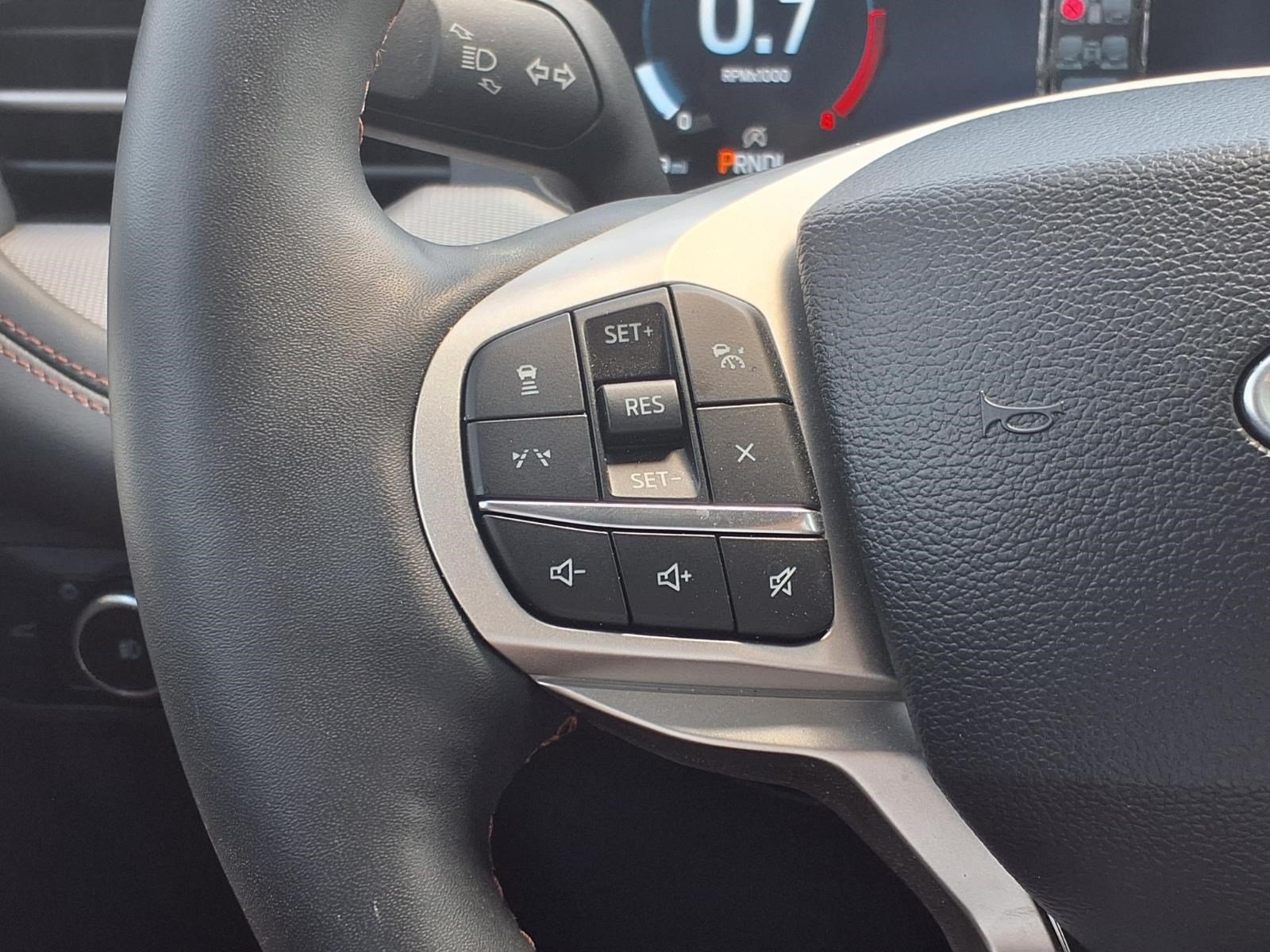 Certified 2025 Ford Explorer Active w/ Active Comfort Package RWD image 23