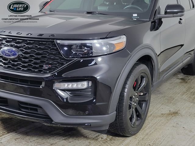 Certified 2023 Ford Explorer ST w/ Equipment Group 401A image 9