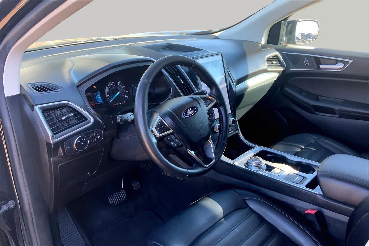 Certified 2022 Ford Edge SEL w/ Convenience Package AWD/4WD image 18