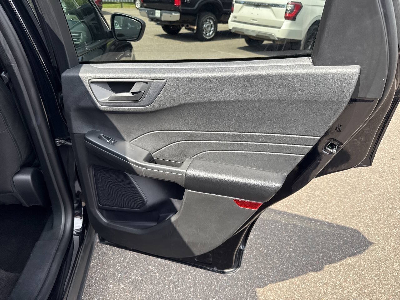 Certified 2024 Ford Escape Active AWD/4WD image 16
