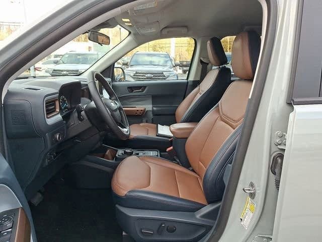 Certified 2022 Ford Maverick Lariat w/ Lariat Luxury Package image 14