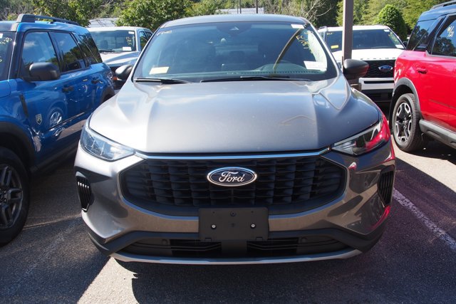 Certified 2023 Ford Escape Active AWD/4WD image 3
