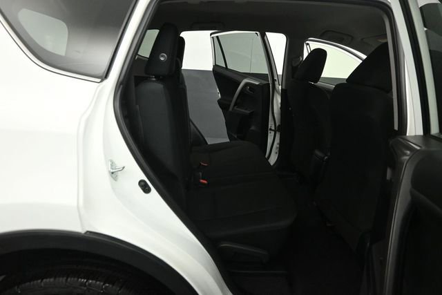 Used 2018 Toyota RAV4 LE w/ All Weather Liner Package AWD/4WD image 37