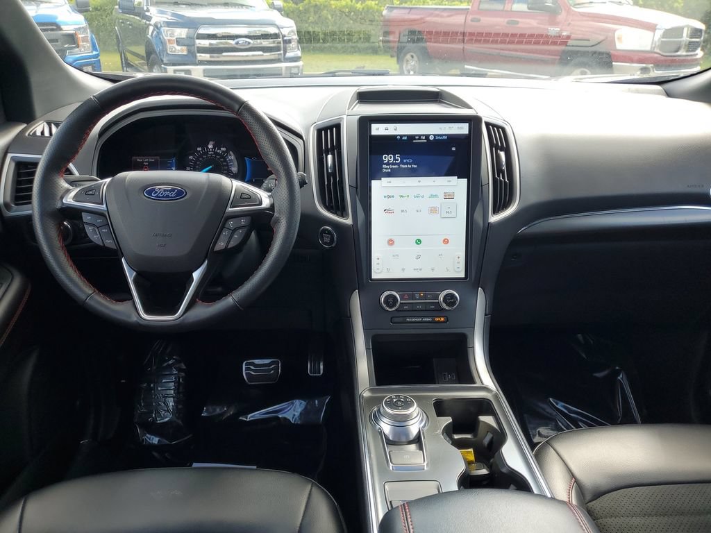 Certified 2024 Ford Edge ST-Line AWD/4WD image 18