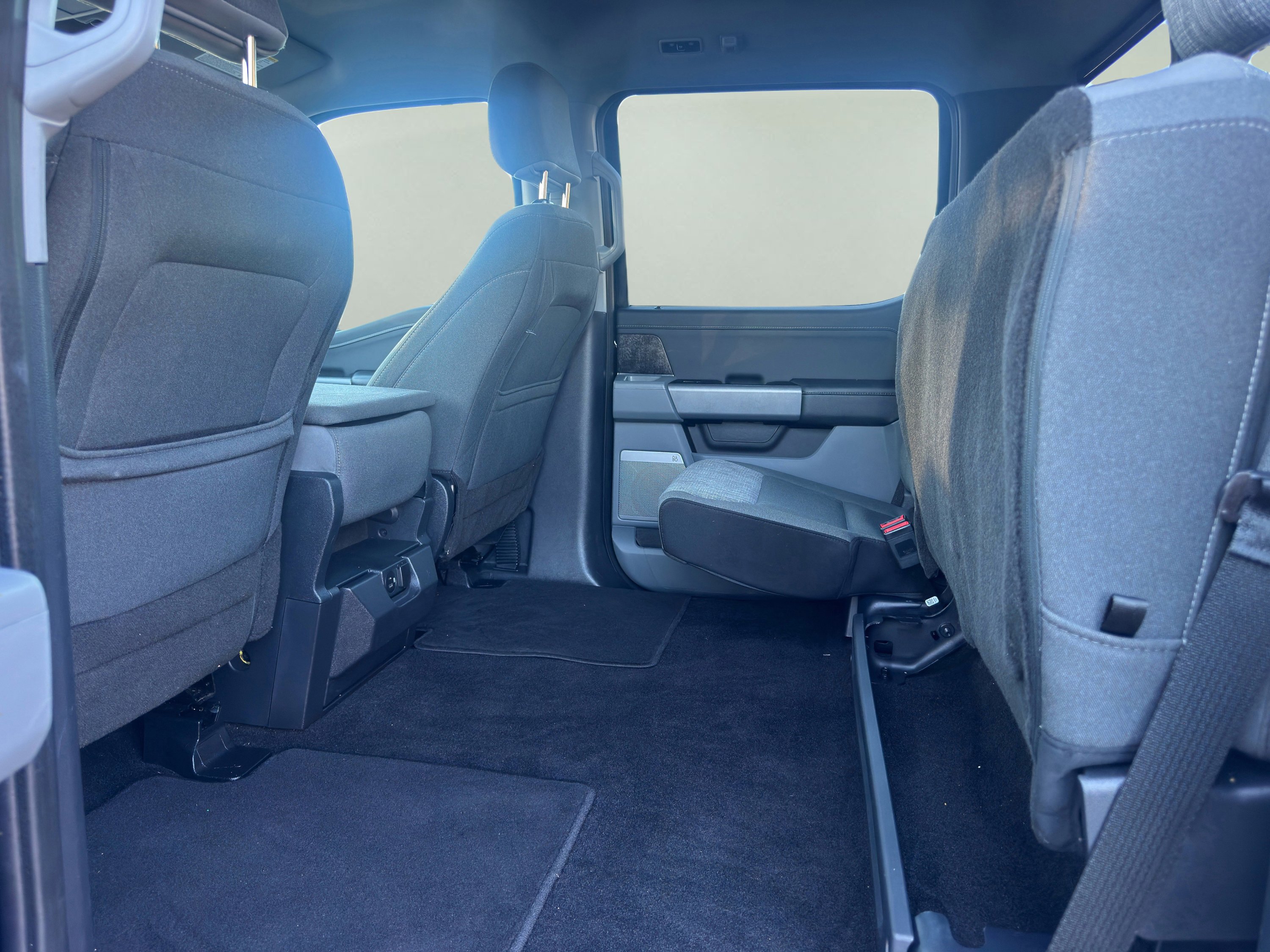 Certified 2023 Ford F150 XLT w/ Equipment Group 302A High image 10