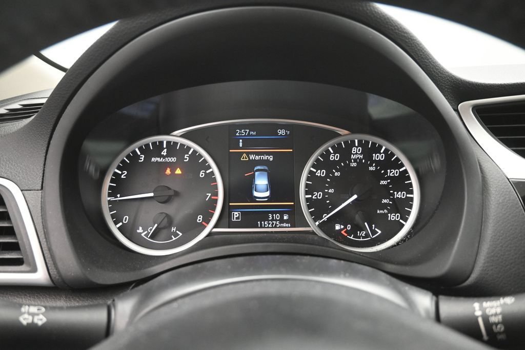 Used 2019 Nissan Sentra SV FWD image 4