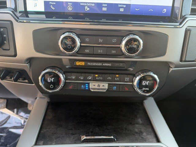 Certified 2022 Ford F350 Lariat w/ Tremor Off-Road Package AWD/4WD image 23
