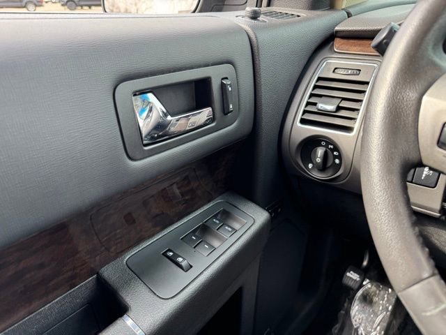 Certified 2018 Ford Flex Limited image 32