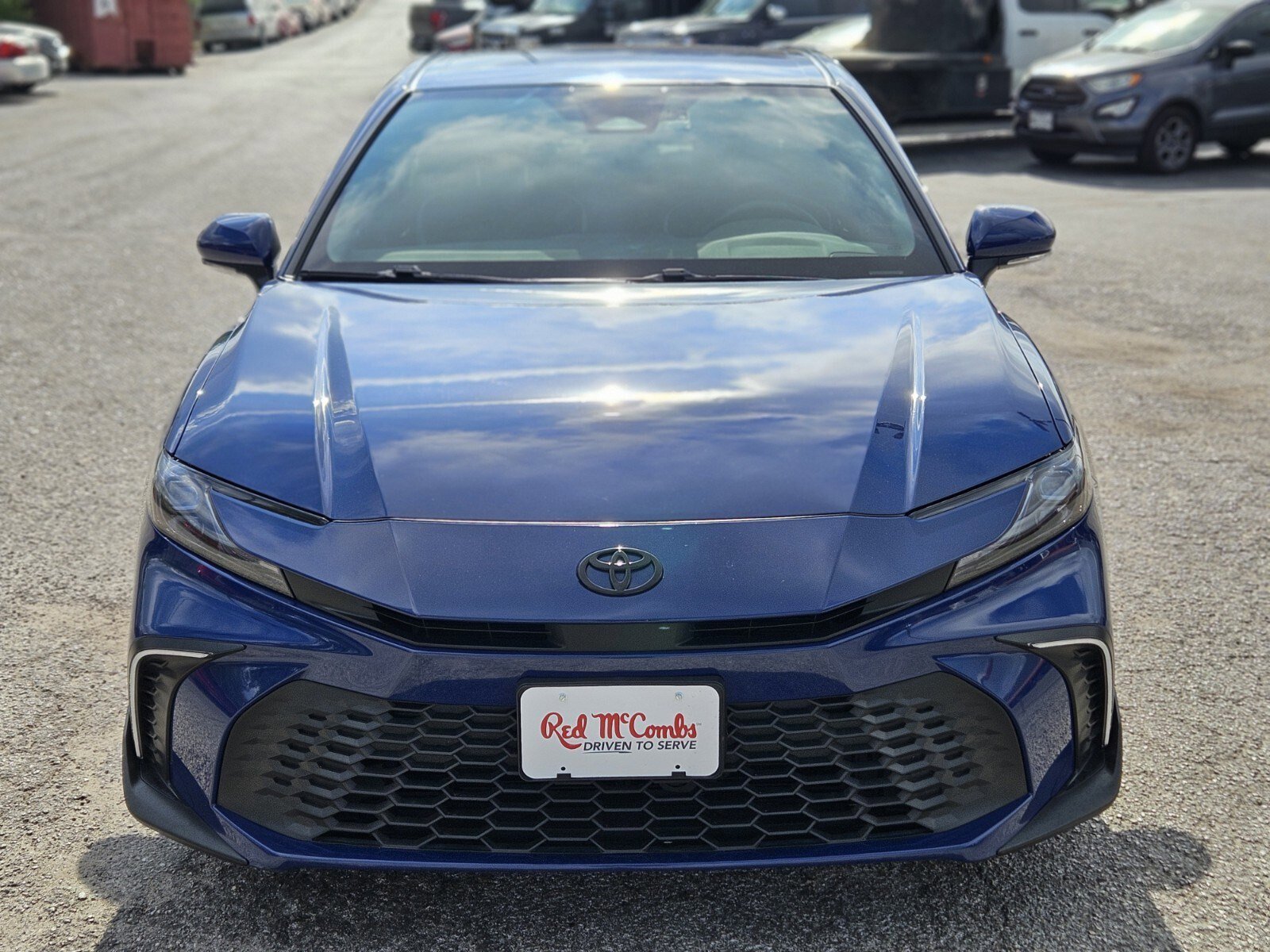 Used 2025 Toyota Camry SE image 8