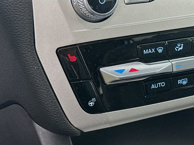 Certified 2022 Ford Explorer XLT w/ Equipment Group 202A image 27