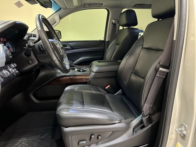 Used 2017 GMC Yukon SLT AWD/4WD image 19