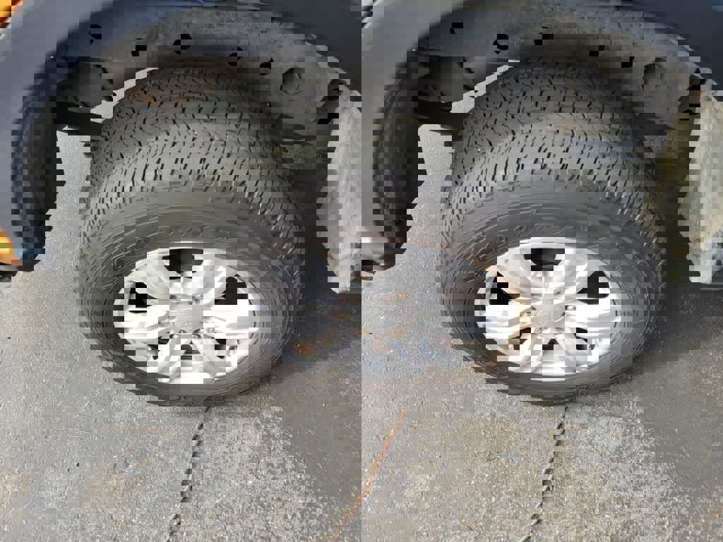 Certified 2019 Ford Ranger XL w/ Equipment Group 101A Mid image 9