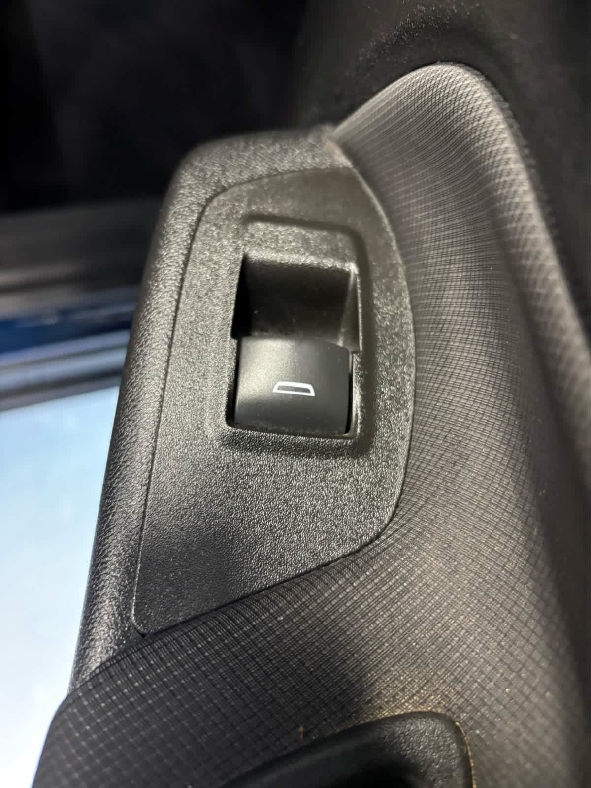 Used 2022 Chevrolet Equinox RS AWD/4WD image 37