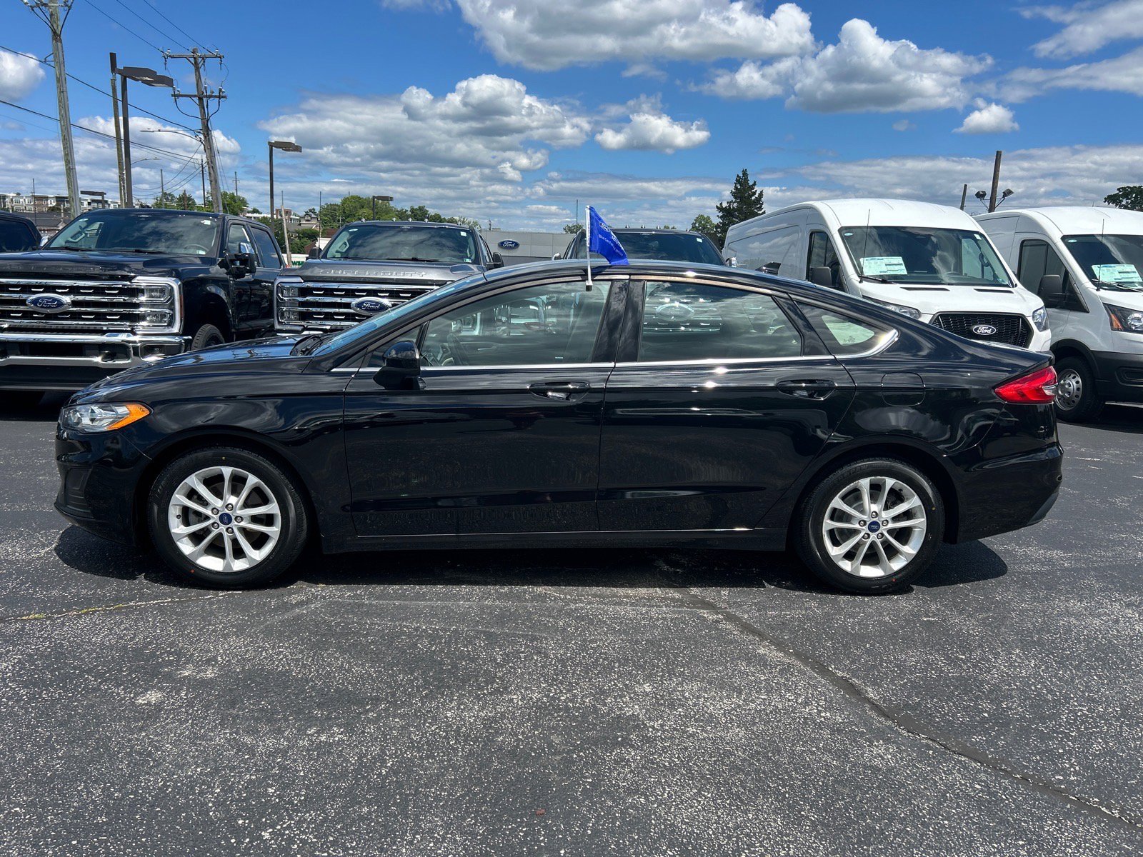 Certified 2020 Ford Fusion SE FWD image 4