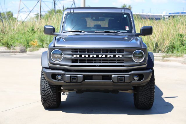 Certified 2022 Ford Bronco Black Diamond w/ Sasquatch Package AWD/4WD image 2