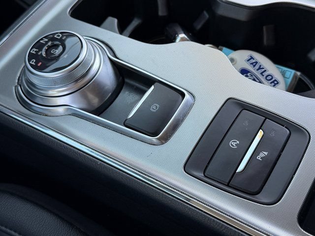 Certified 2024 Ford Edge Titanium AWD/4WD image 22