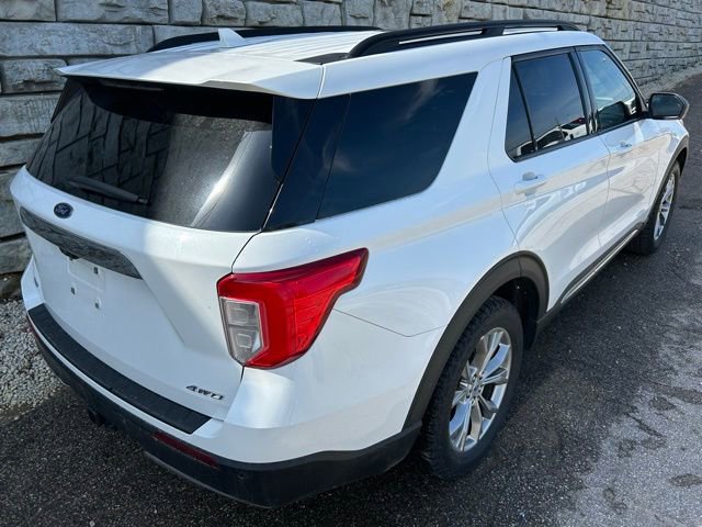Certified 2023 Ford Explorer XLT w/ Equipment Group 202A AWD/4WD image 5