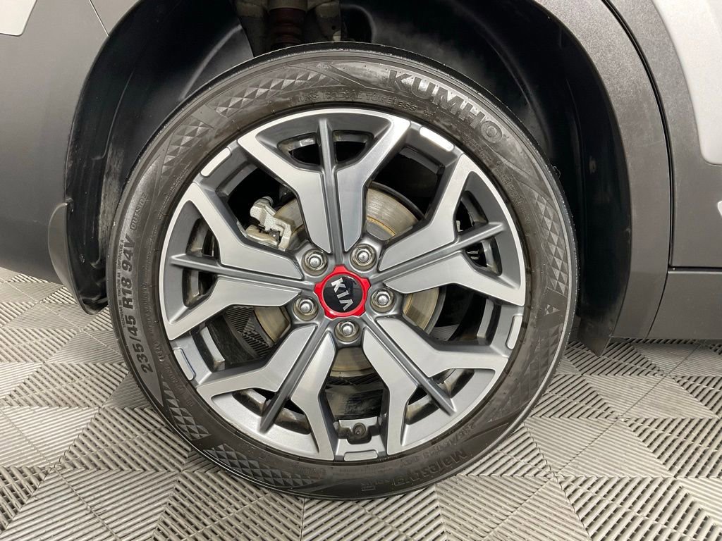 Used 2021 Kia Seltos SX w/ SX Sunroof Package image 10