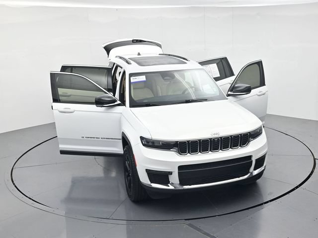 Used 2021 Jeep Grand Cherokee L Limited w/ Luxury Tech Group II AWD/4WD image 53