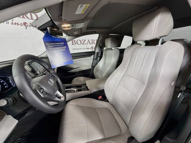 Used 2018 Honda Accord Touring image 25