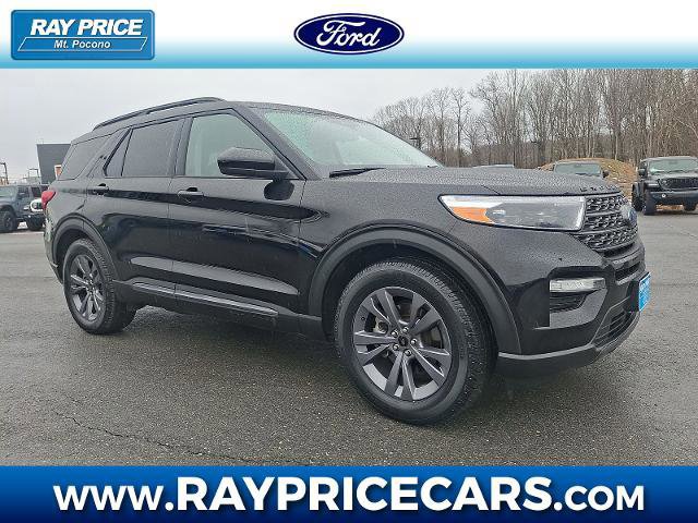 Certified 2022 Ford Explorer XLT w/ Equipment Group 202A image 6