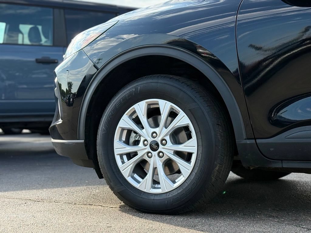 Certified 2024 Ford Escape Active AWD/4WD image 34