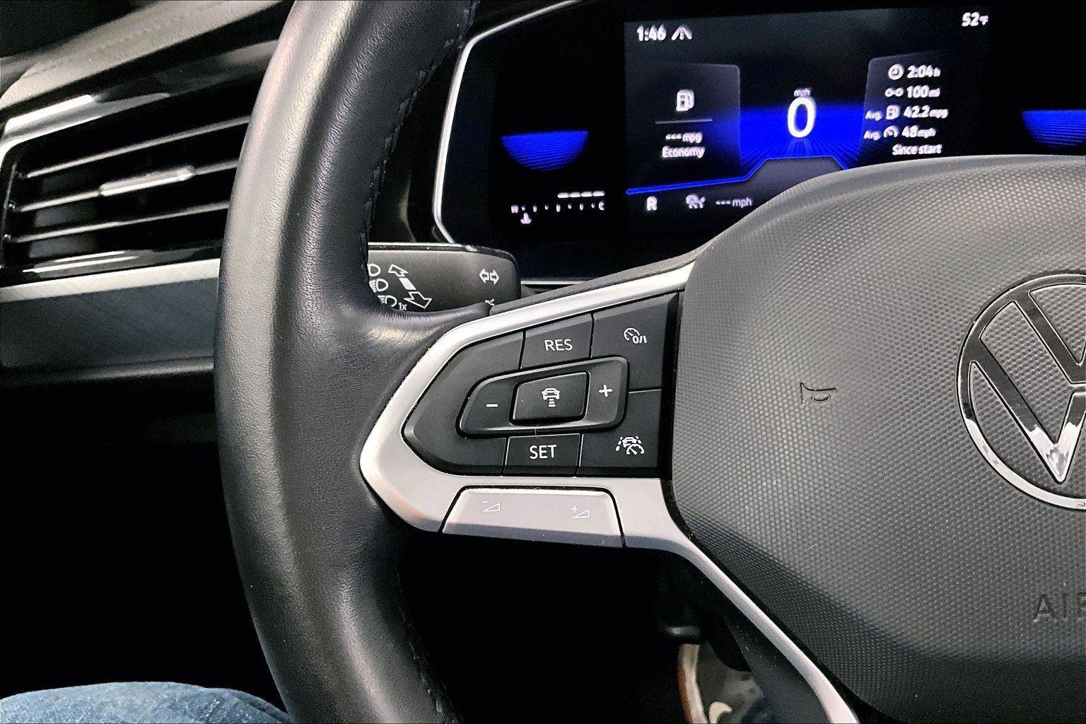 Used 2022 Volkswagen Jetta SE image 17