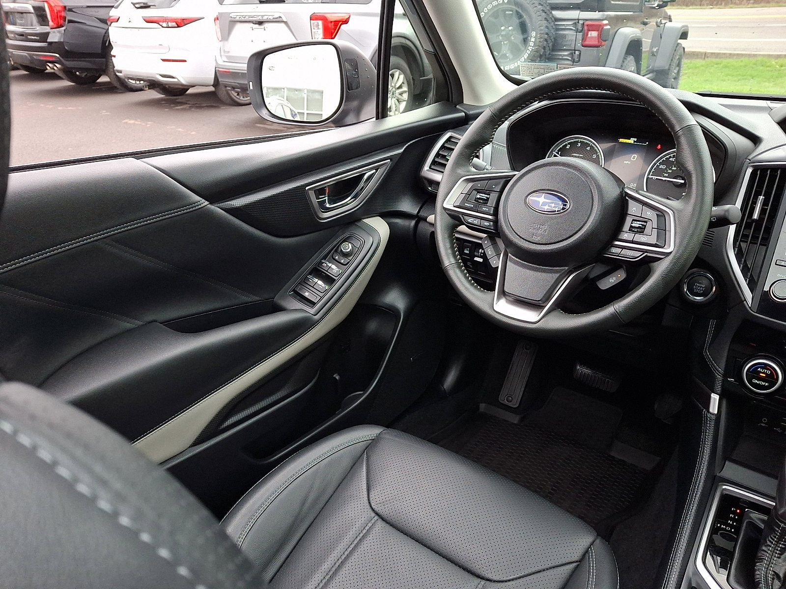 Used 2023 Subaru Forester Limited w/ Popular Package #2 AWD/4WD image 14