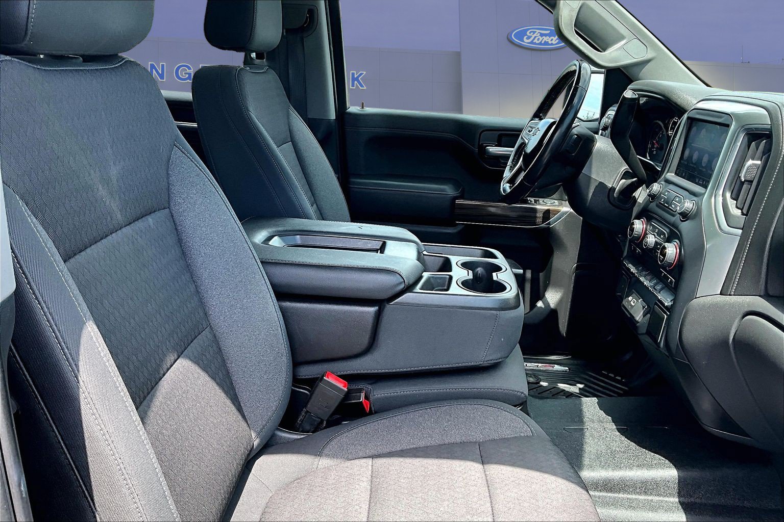 Used 2020 Chevrolet Silverado 1500 RST AWD/4WD image 30