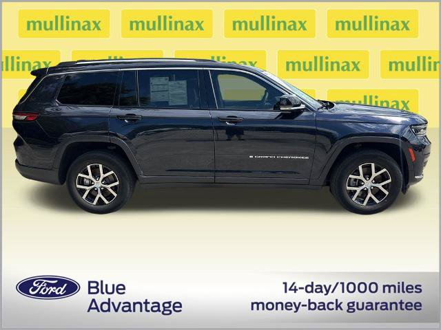 Used 2023 Jeep Grand Cherokee L Limited RWD image 2
