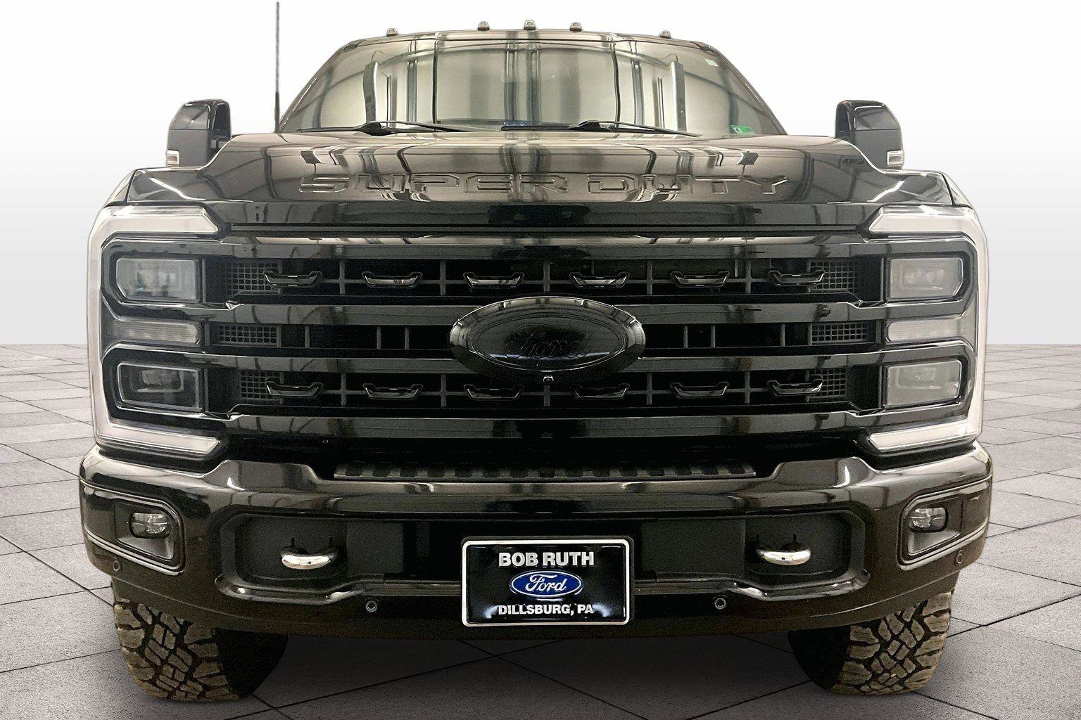 Certified 2024 Ford F350 Platinum w/ Tremor Off-Road Package image 3