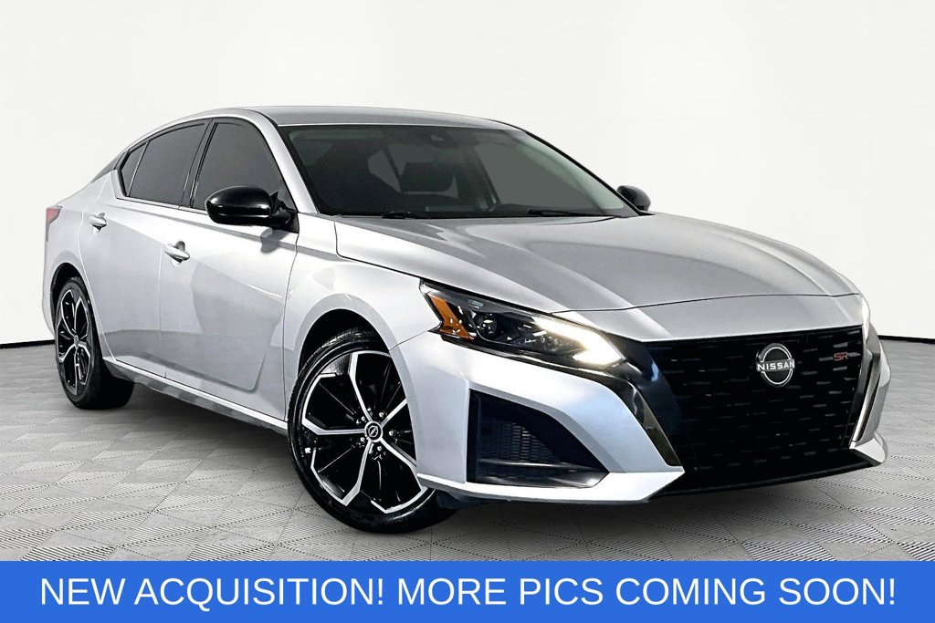Used 2023 Nissan Altima 2.5 SR