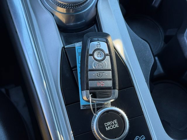 Certified 2022 Ford Explorer XLT w/ Equipment Group 202A image 15