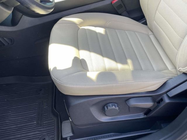 Certified 2024 Ford Edge SE w/ Black Appearance Package image 18