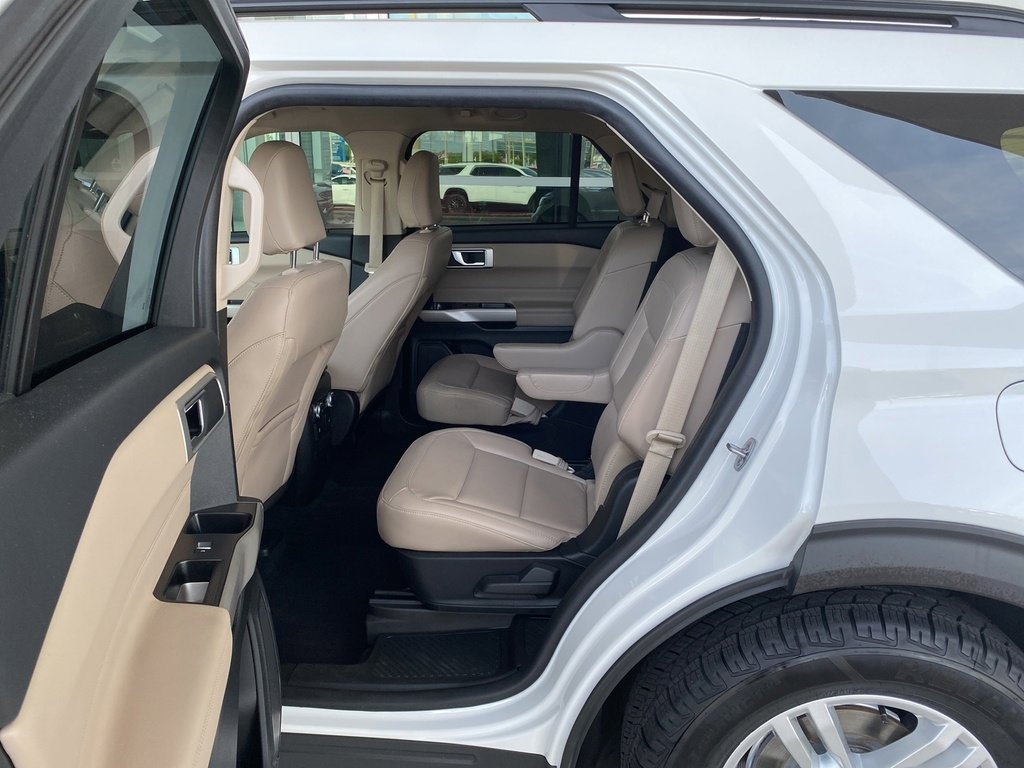 Certified 2023 Ford Explorer XLT w/ Equipment Group 202A image 11