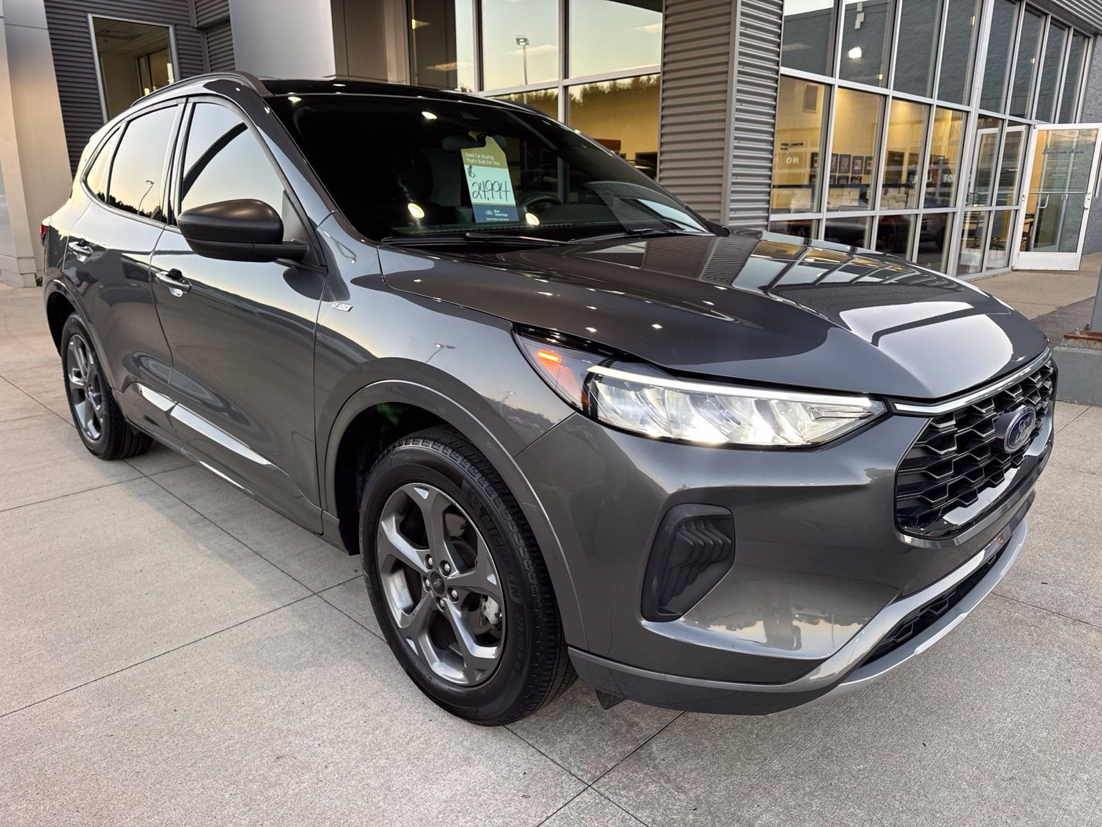 Certified 2024 Ford Escape ST-Line w/ Tech Pack #1 AWD/4WD image 10