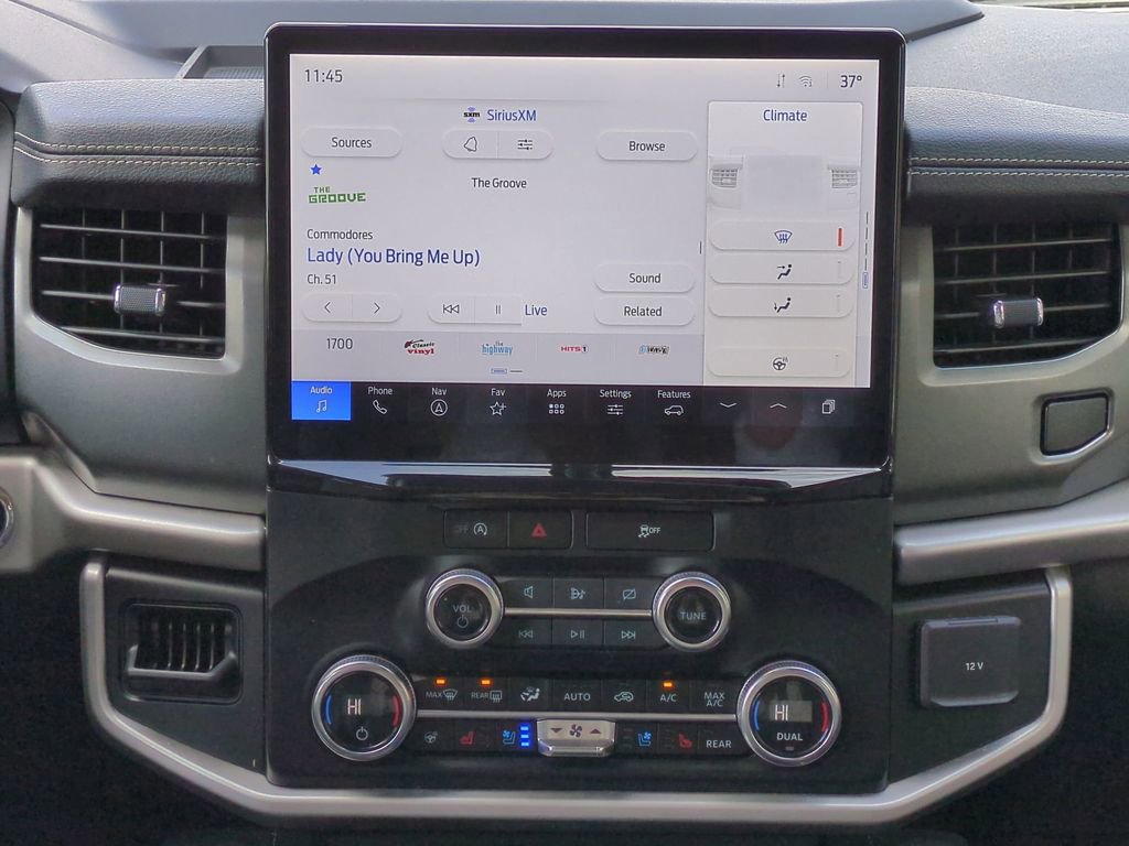 Certified 2024 Ford Expedition XLT image 18